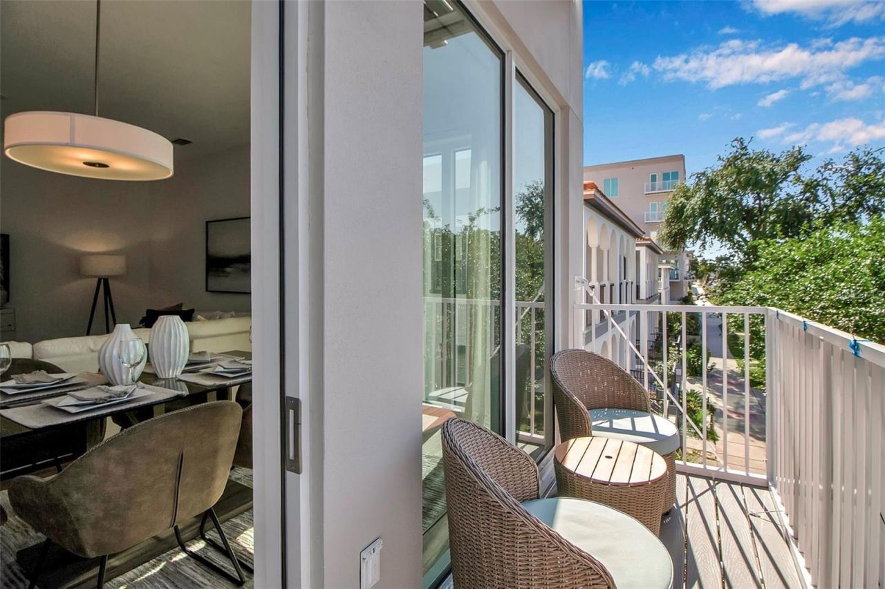 600 3rd Avenue S, Unit 406, Saint Petersburg, FL 33701 Photo