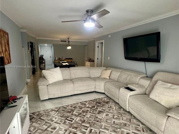 737 SE 1st Way, Unit 110, Deerfield Beach, FL 33441