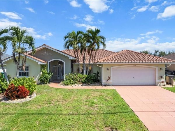 1309 SE 10th TER, CAPE CORAL, FL 33990