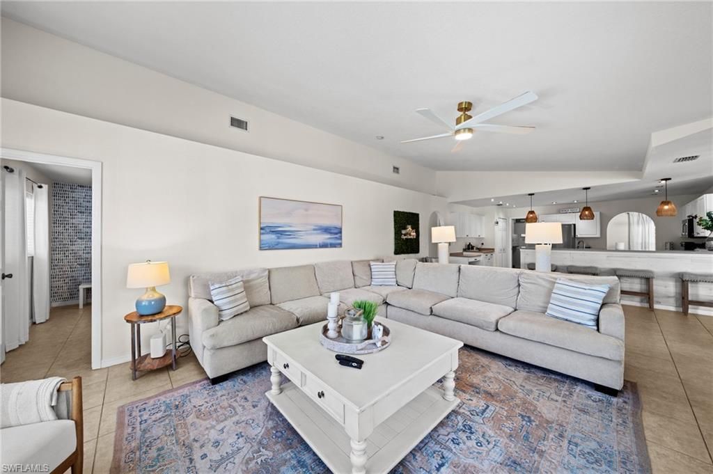 1309 SE 10th Ter, Cape Coral, FL 33990 Photo