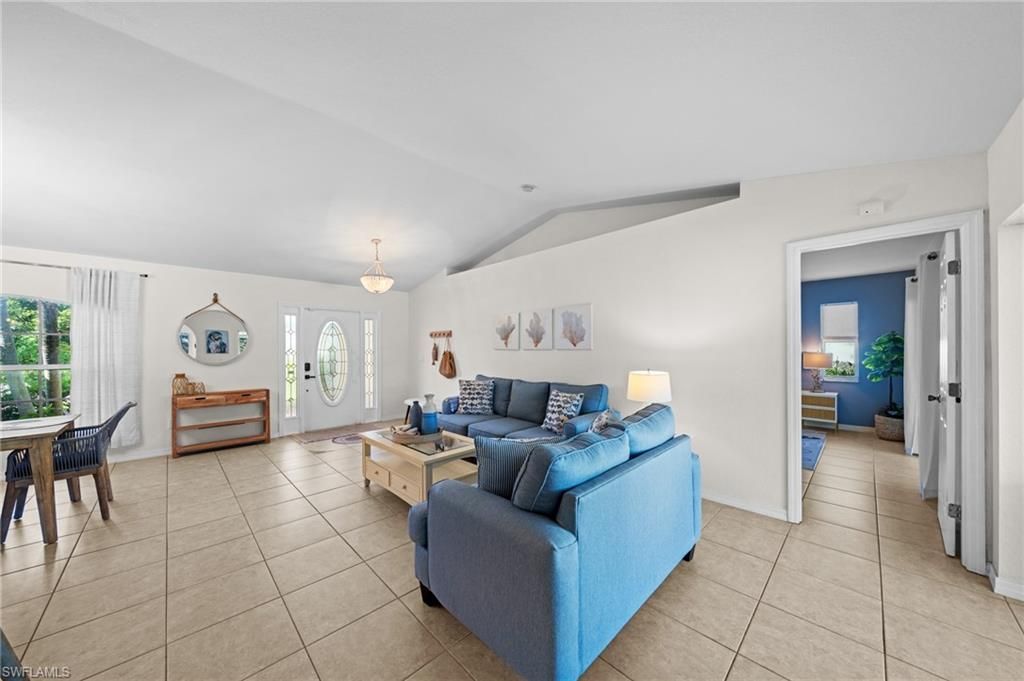 1309 SE 10th Ter, Cape Coral, FL 33990 Photo