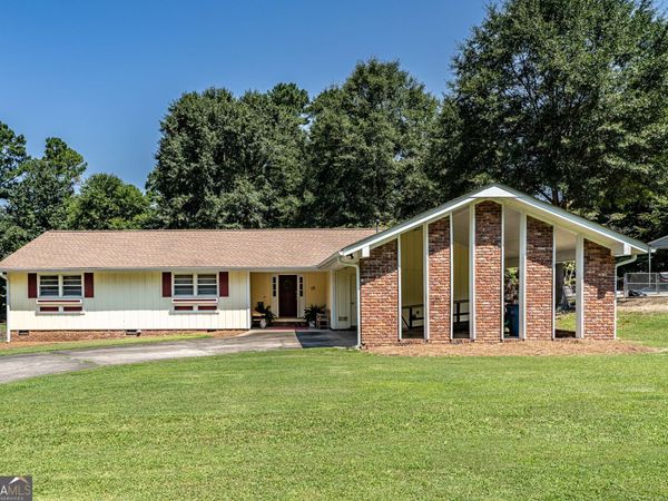 18 Wellington Way SE, Rome, GA 30161