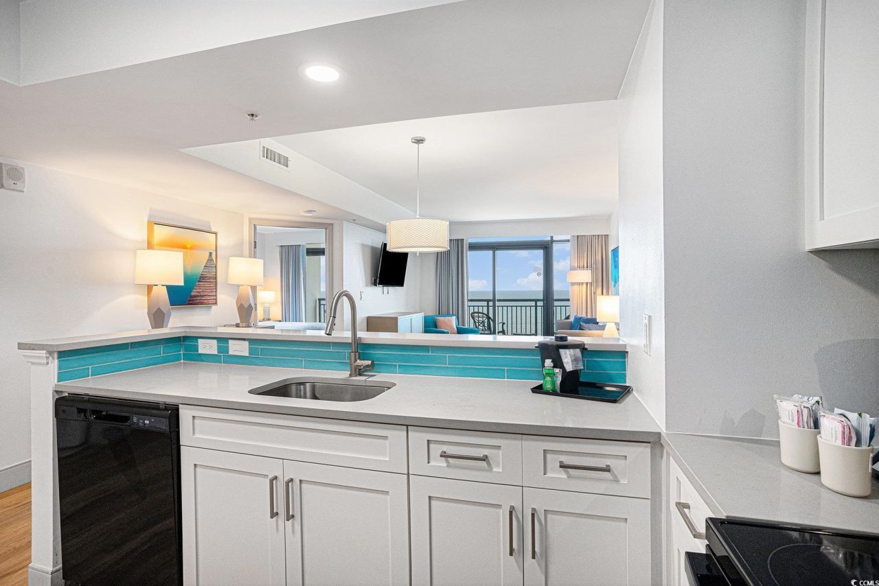 3000 N Ocean Blvd. Photo 10