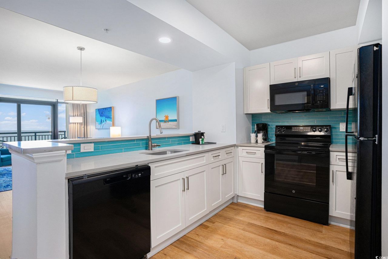 3000 N Ocean Blvd. Photo 9