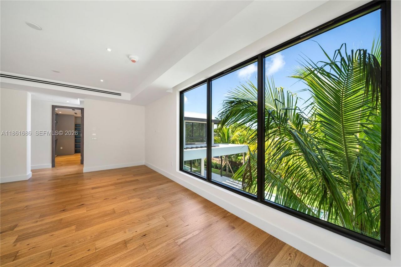 6250 SW 78th St, South Miami, FL 33143 Photo