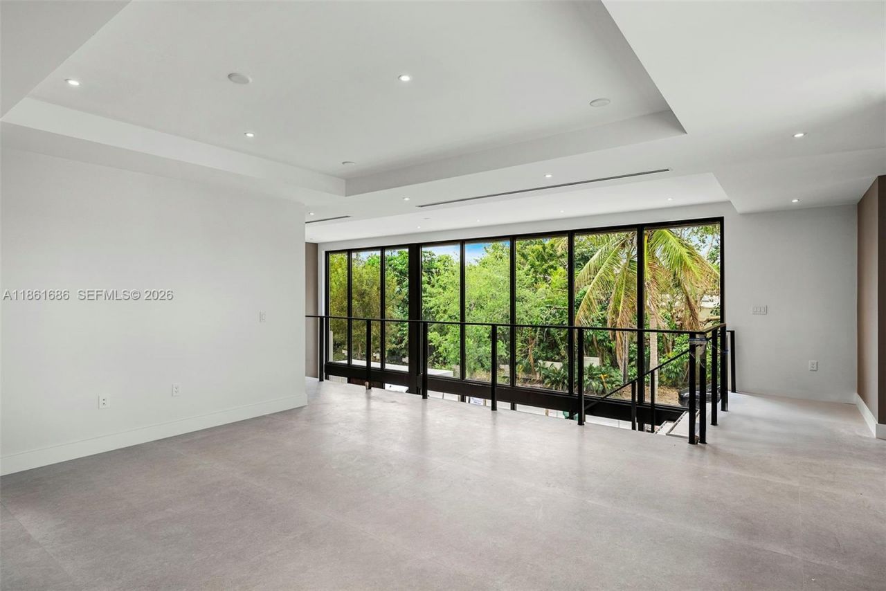 6250 SW 78th St, South Miami, FL 33143 Photo