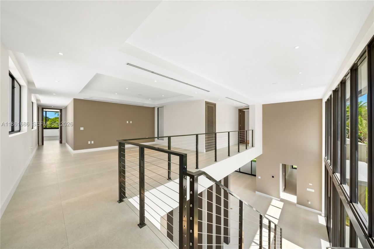 6250 SW 78th St, South Miami, FL 33143 Photo