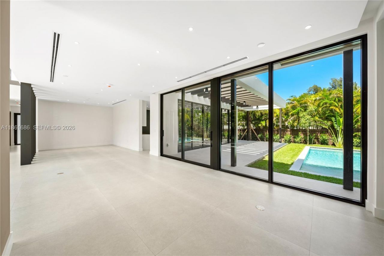 6250 SW 78th St, South Miami, FL 33143 Photo