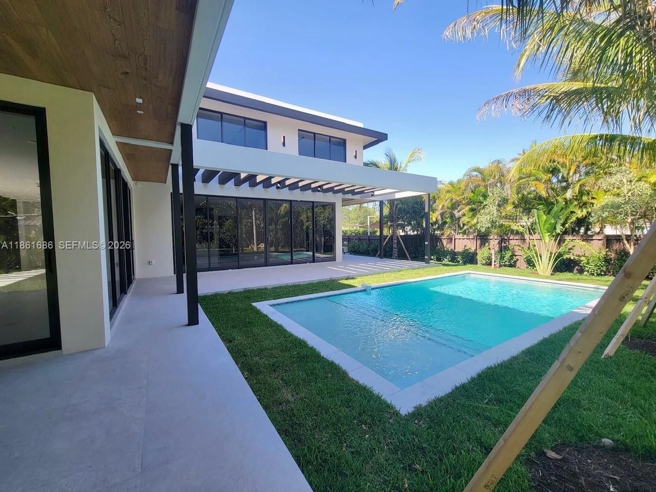 6250 SW 78th St, South Miami, FL 33143 Photo