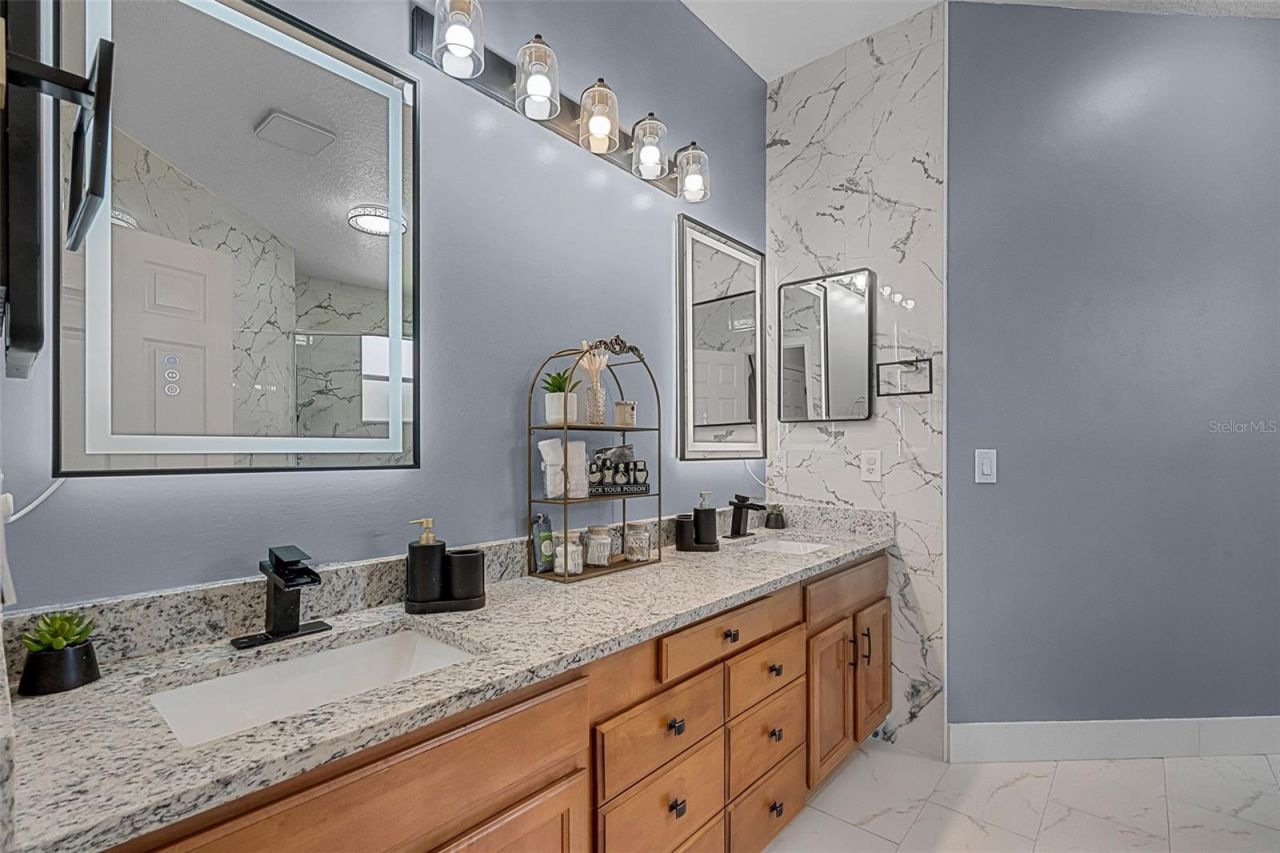 2561 Corbyton Court, Orlando, FL 32828 Photo