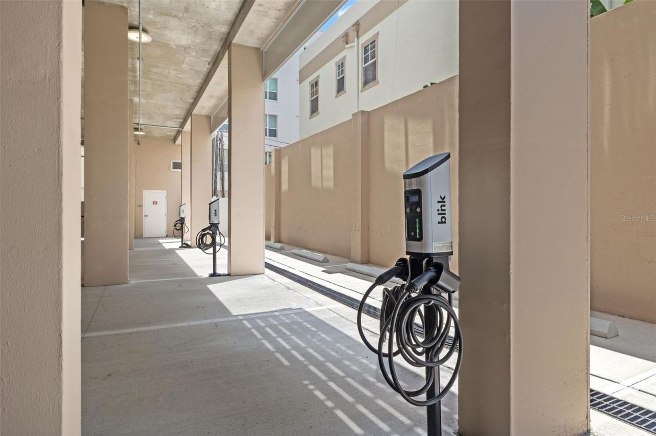 600 3rd Avenue S, Unit 405, Saint Petersburg, FL 33701 Photo