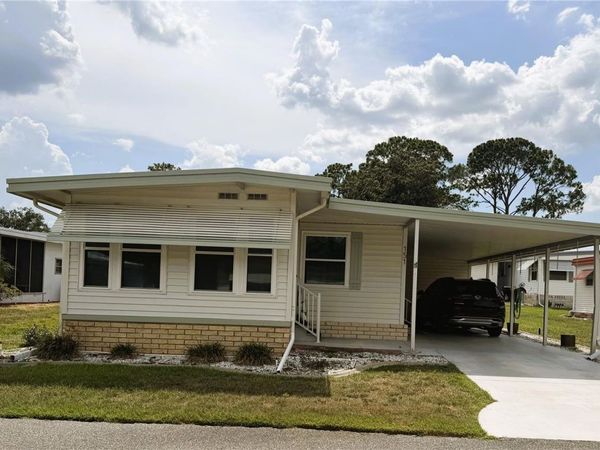 151 HIBISCUS WAY, LEESBURG, FL 34748