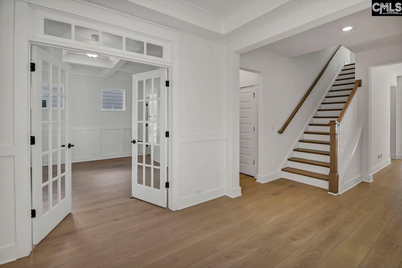 126 Clubside Drive Photo 4