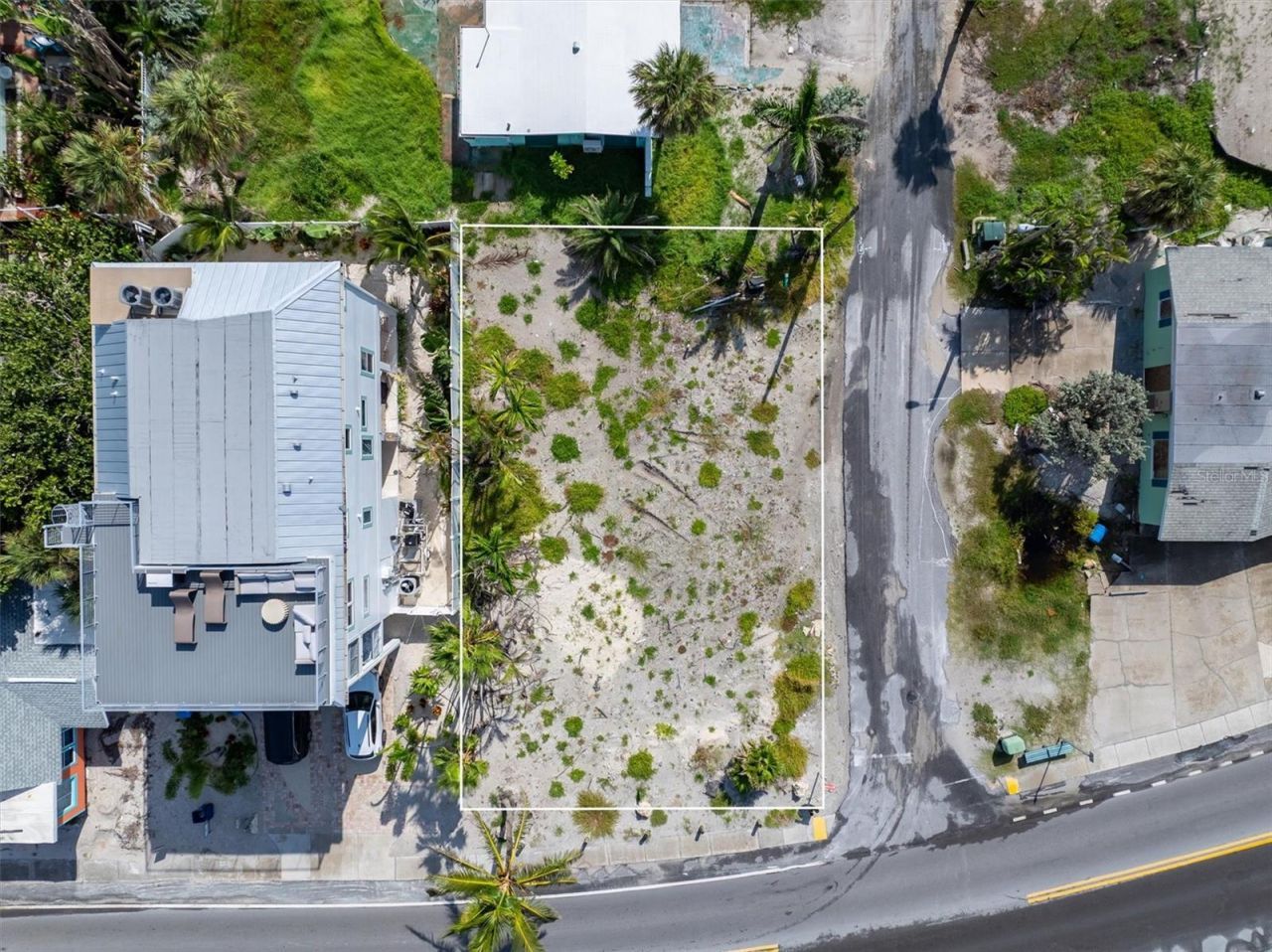 1207 Gulf Drive S, Bradenton Beach, FL 34217 Photo