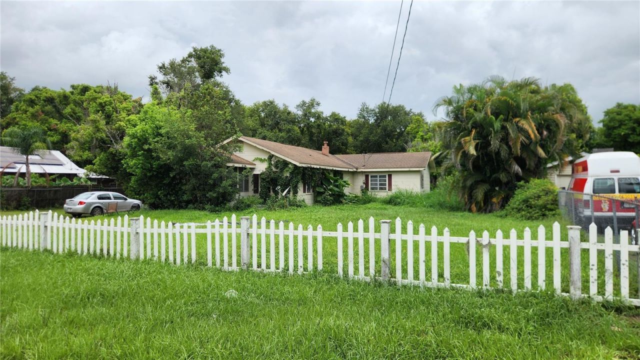 1310 N Combee Road, Lakeland, FL 33801 Photo