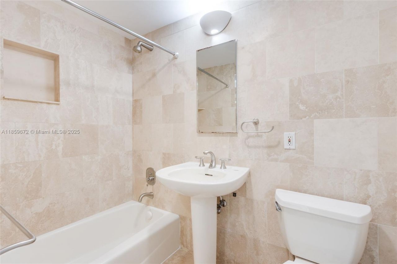 60 Park Dr, Unit C, Bal Harbour, FL 33154 Photo