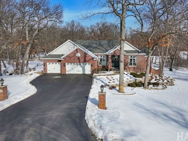 9436 Bellaire Lane, Spring Grove, IL 60081