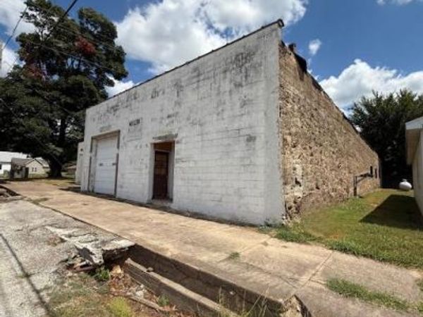 223 S Church Street, Everton, MO 65646