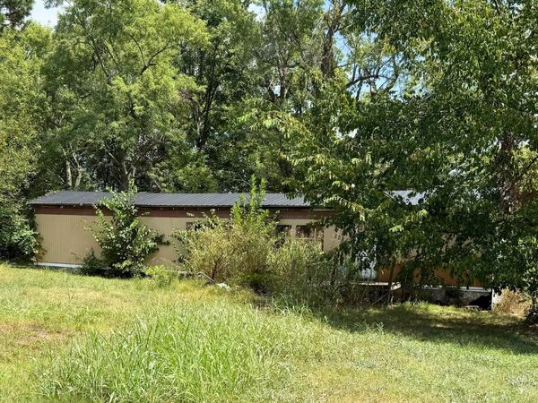 228 S Clark Street, Everton, MO 65646