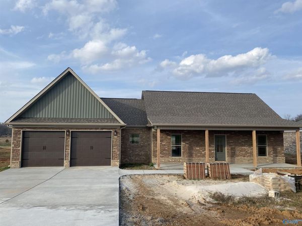 15111 Evans Road, Athens, AL 35611