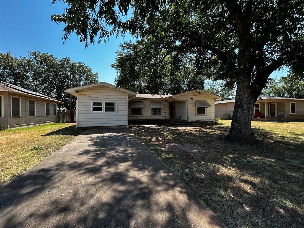 309 Woodlawn Drive, Abilene, TX 79603 Main Photo