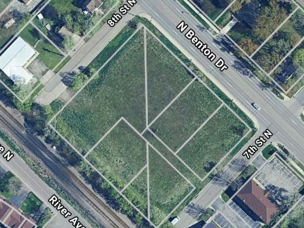 709 N Benton Drive, Sauk Rapids, MN 56379