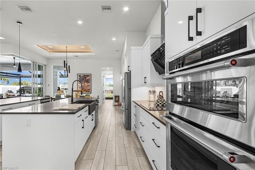 5338 Colonade Ct, Cape Coral, FL 33904 Photo