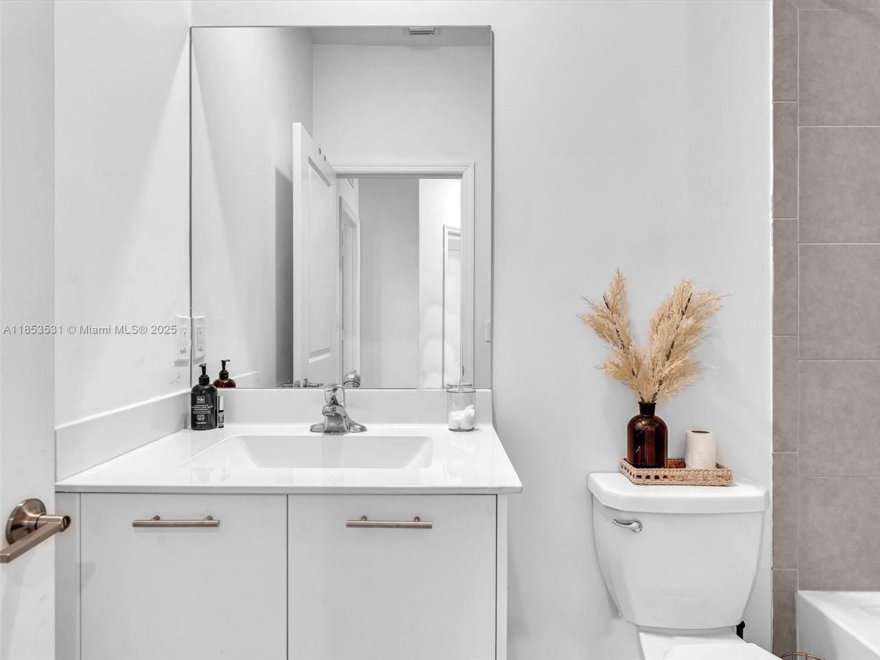 12929 NW 24th Ave, Miami, FL 33167 Photo