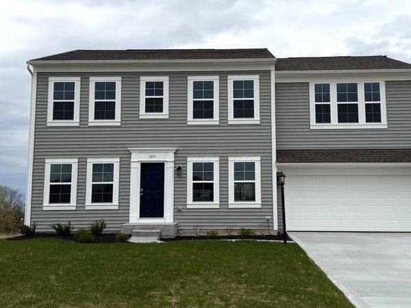 1055 Greenfield Drive, Marysville, OH 43040