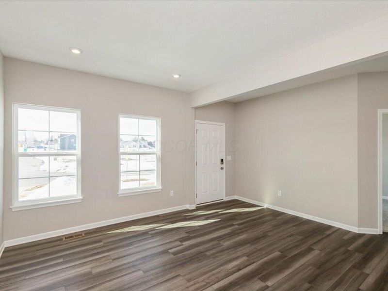 1055 Greenfield Drive, Marysville, OH 43040 Photo 15