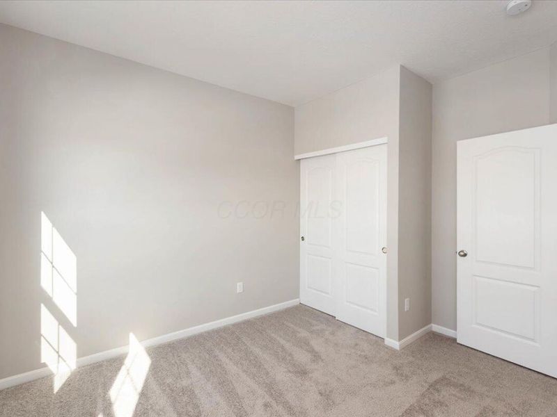 1055 Greenfield Drive, Marysville, OH 43040 Photo 17