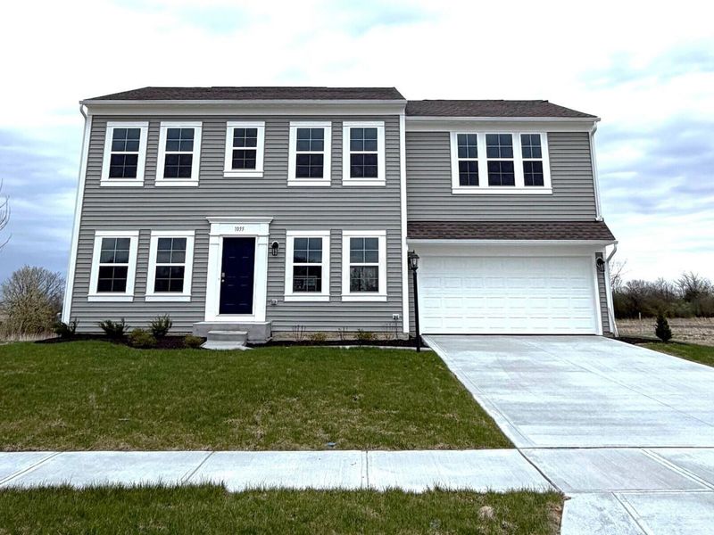 1055 Greenfield Drive, Marysville, OH 43040 Photo 2