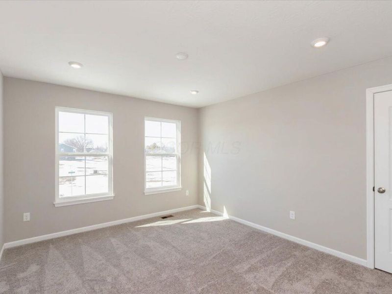 1055 Greenfield Drive, Marysville, OH 43040 Photo 30