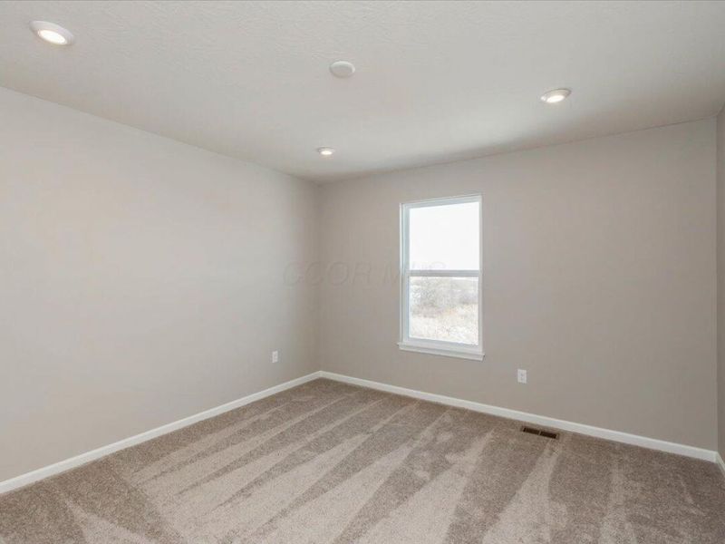 1055 Greenfield Drive, Marysville, OH 43040 Photo 32