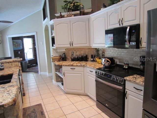 975 Rolling Acres Drive, Deland, FL 32720 Photo