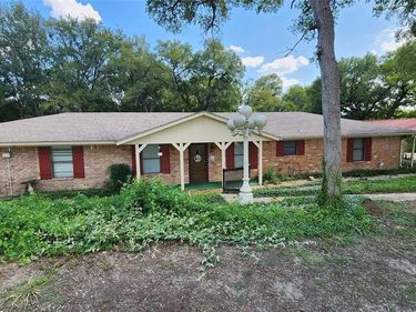 13539 Chapel Road, Lorena, TX 76655