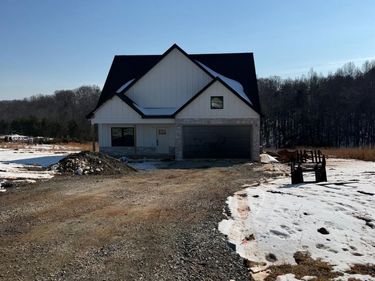 83 Royal Tern St, Wirtz, VA 24184