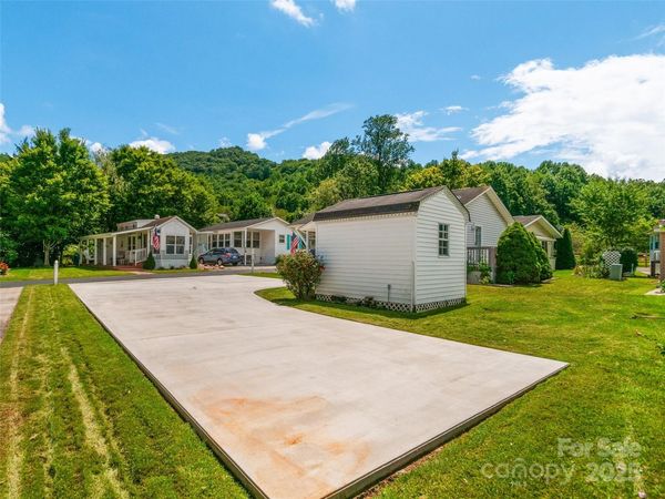 158 & 161 Summer Place Drive, Waynesville, NC 28785