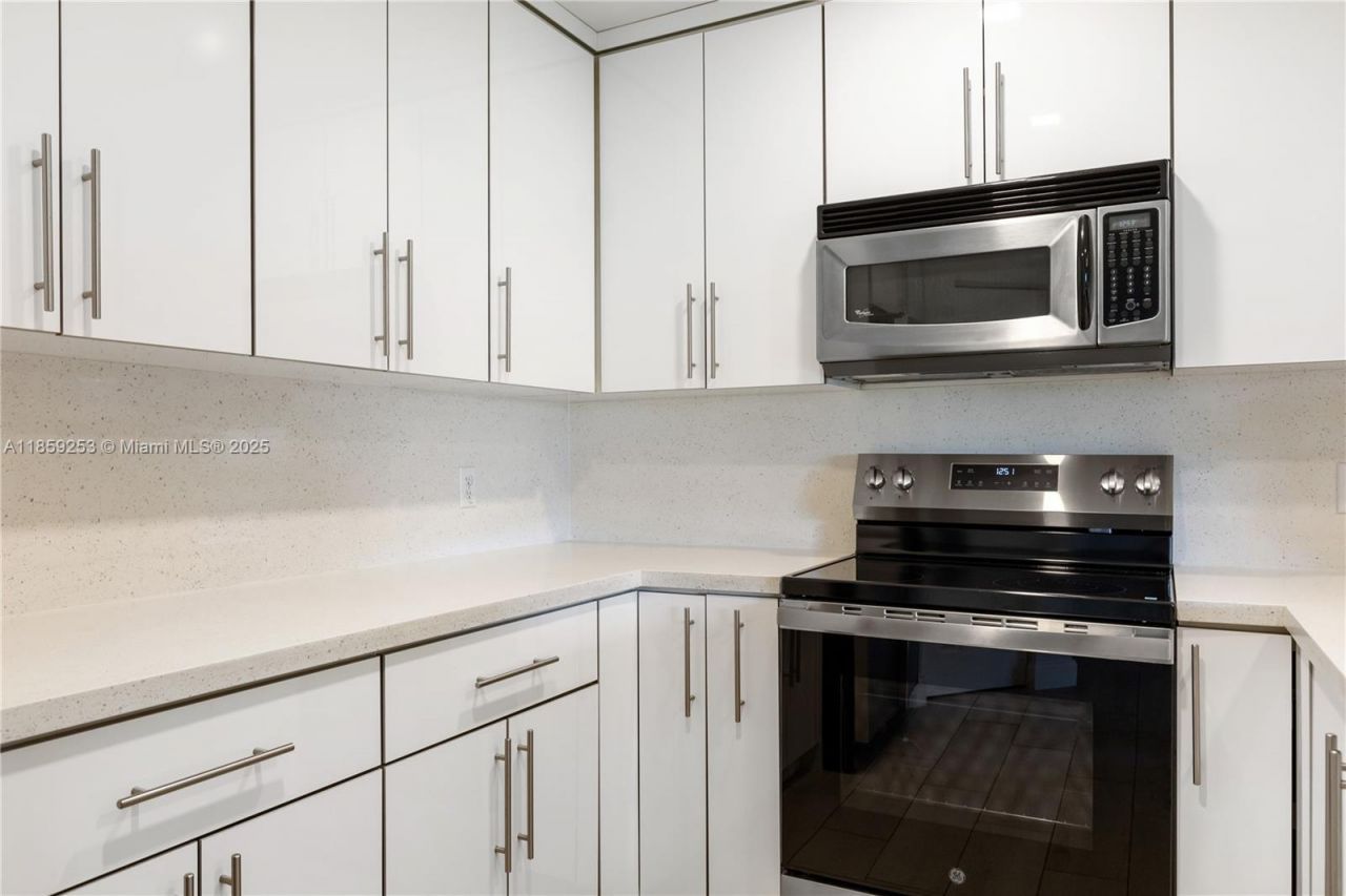 1110 SW 125th Ave, Unit 112M, Pembroke Pines, FL 33027 Photo