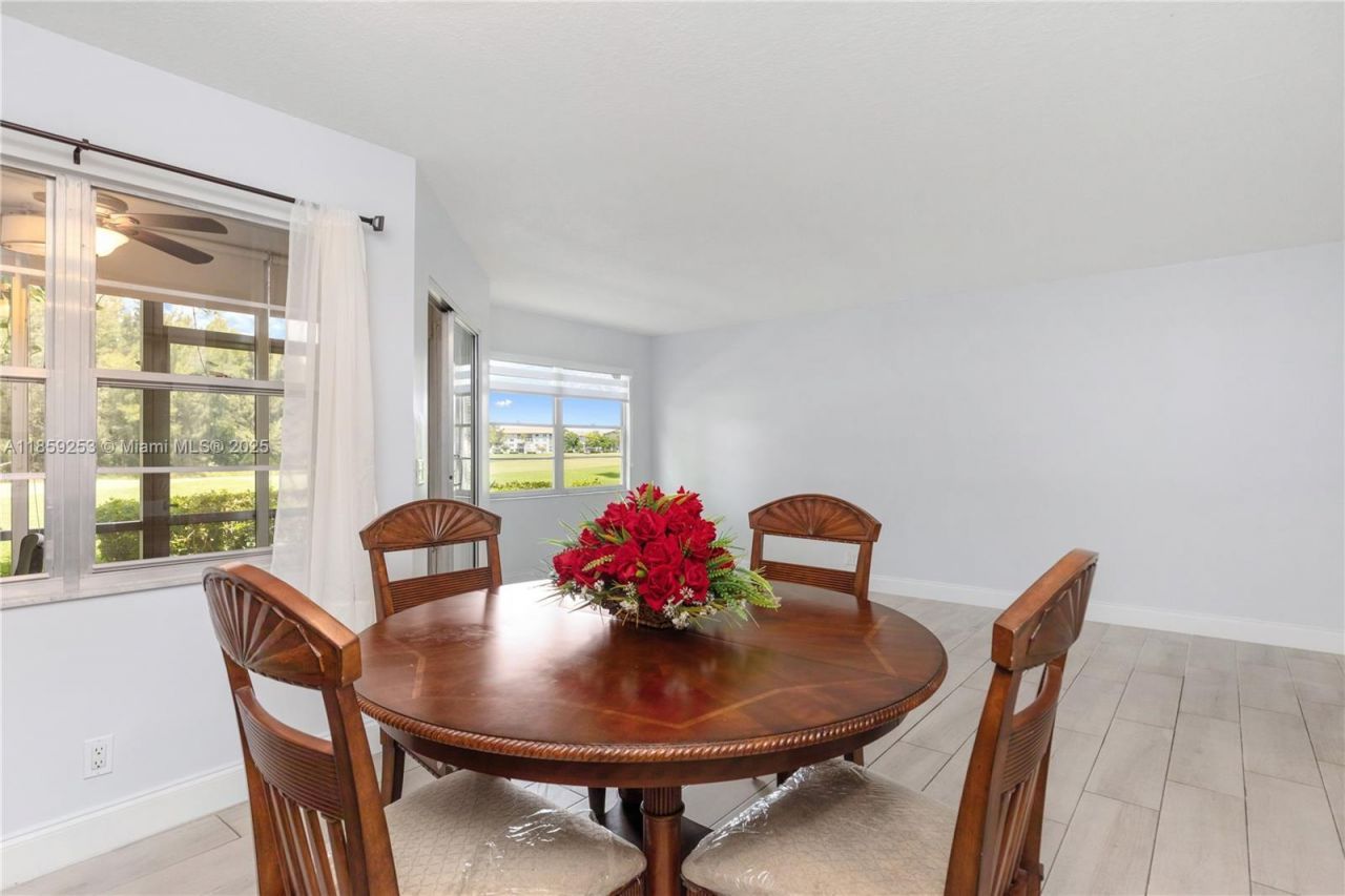 1110 SW 125th Ave, Unit 112M, Pembroke Pines, FL 33027 Photo