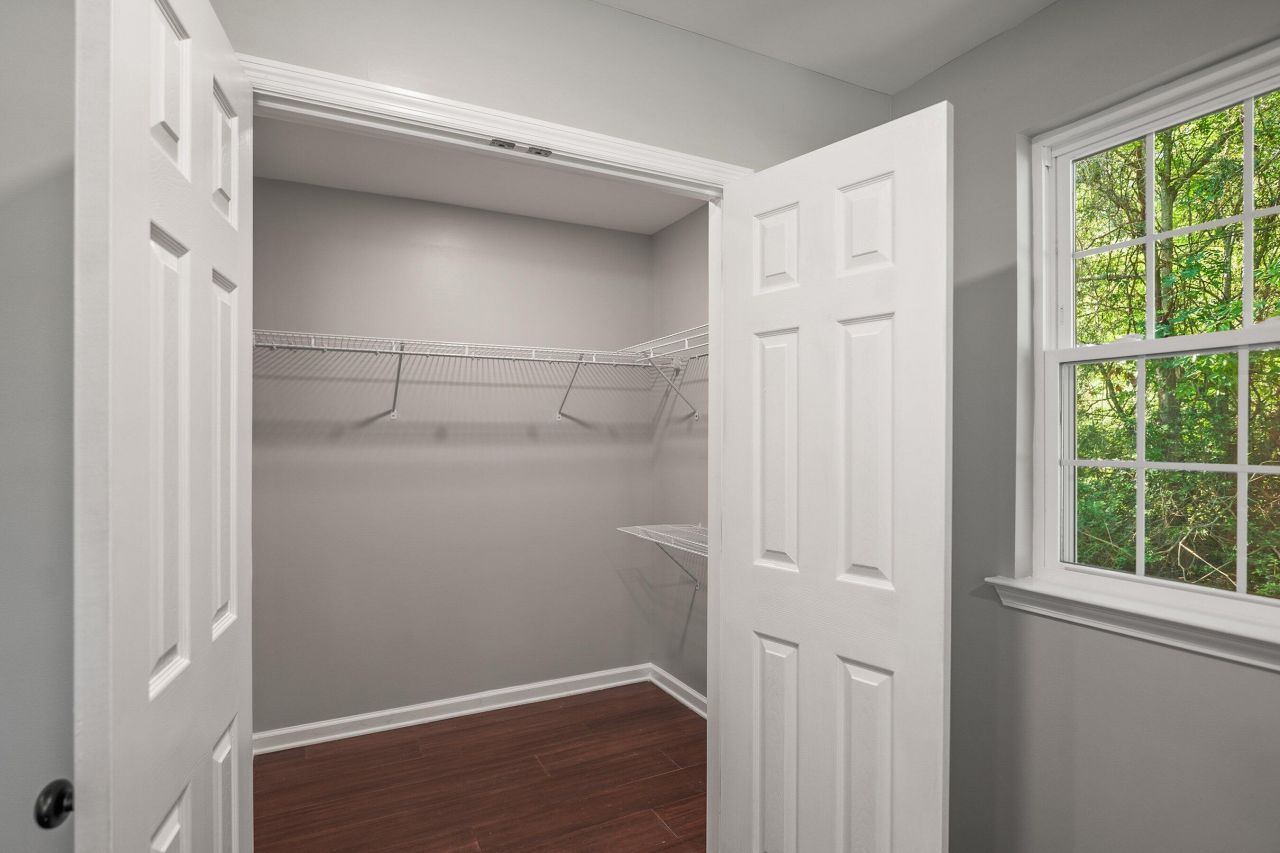 160 Bruce K Smalls Drive Photo 39