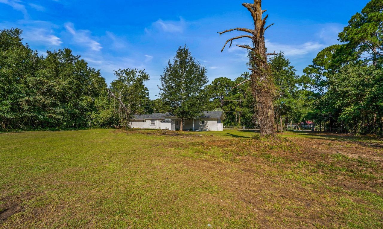 160 Bruce K Smalls Drive Photo 7