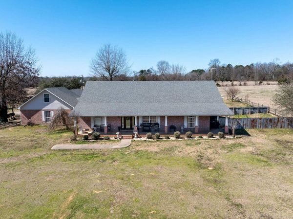 430 Corbell Loop, Lockesburg, AR 71846