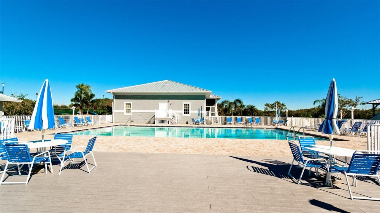 512 Sanderling Circle, Bradenton, FL 34209 Photo