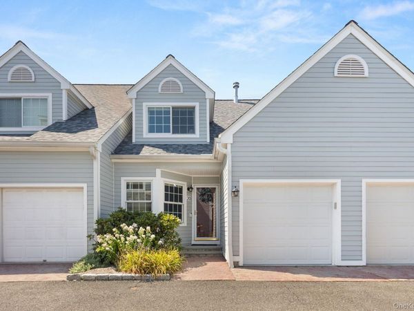 193 Hamilton Avenue, Unit 20, Greenwich, CT 06830