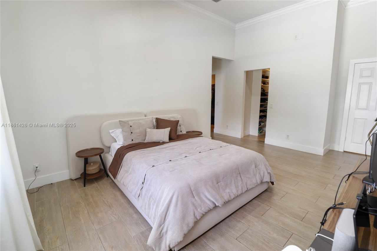 1600 Blue Jay Cir, Weston, FL 33327 Photo