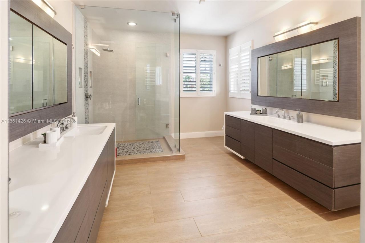 1600 Blue Jay Cir, Weston, FL 33327 Photo