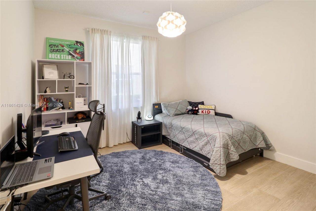 1600 Blue Jay Cir, Weston, FL 33327 Photo