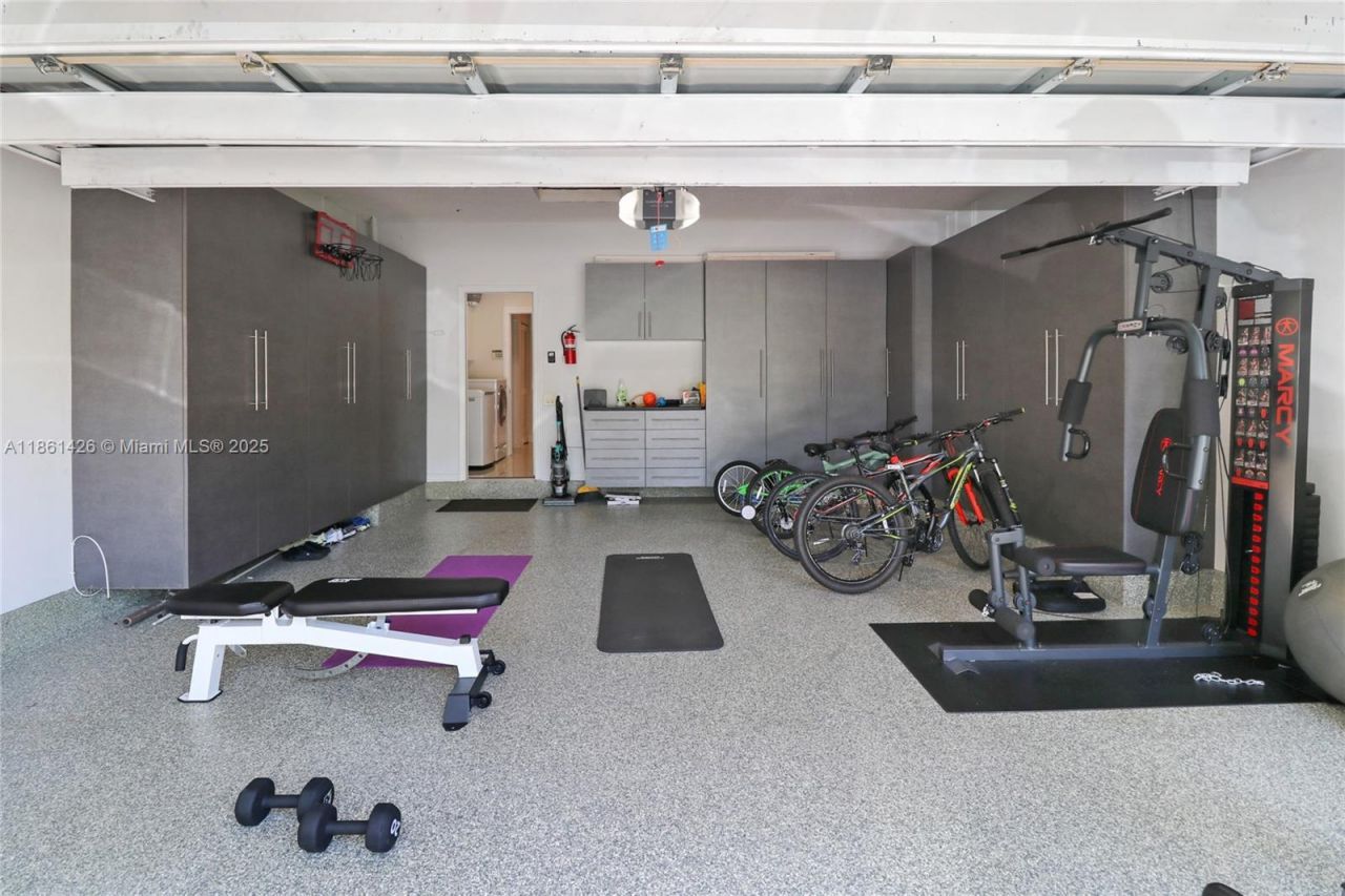 1600 Blue Jay Cir, Weston, FL 33327 Photo