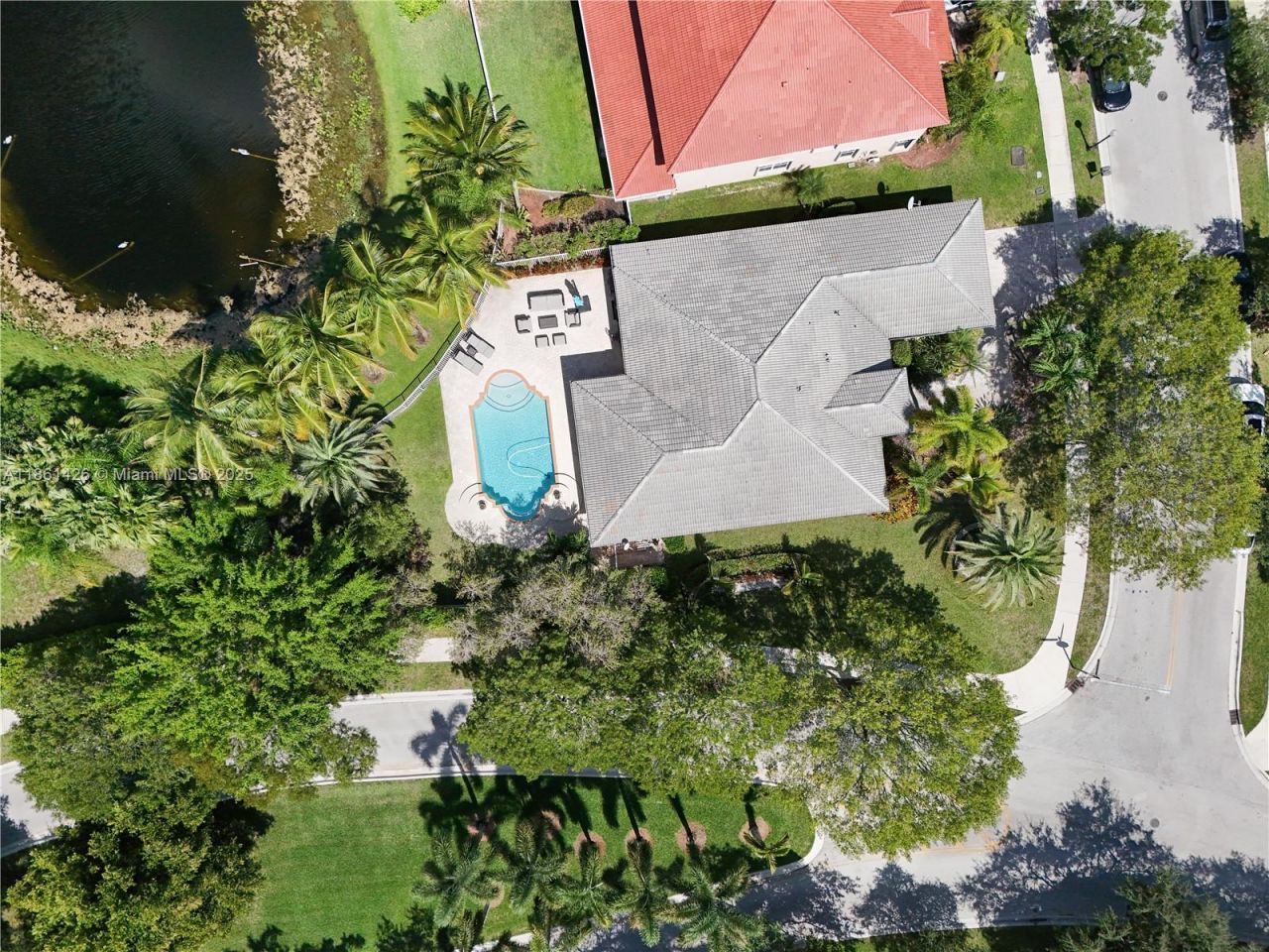 1600 Blue Jay Cir, Weston, FL 33327 Photo